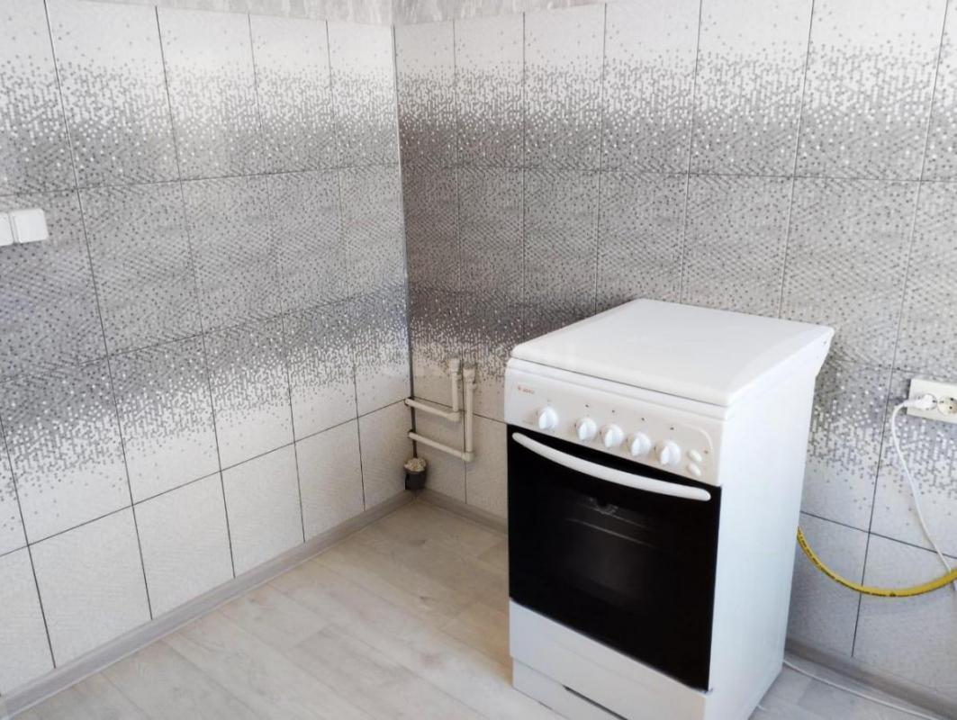 Продается 4-комнатная квартира на 4 этаже по адресу ул Пацаева 11 (ост. - Орск