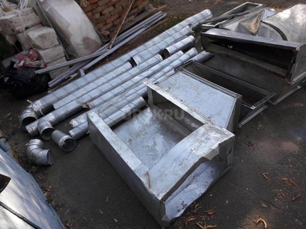 Отдельные блоки воздуховода из оцинкованной стали
Воздуховод, вентиляционные короба, трубы, бу, при - Орск