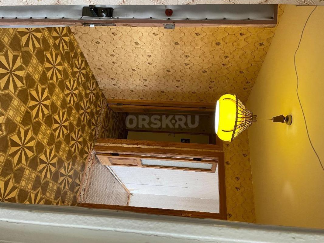 Сдам светлую и уютную 3-х комнатную квартиру в самом лучшем р-не. улучшенной планировки 63 кв. - Орск