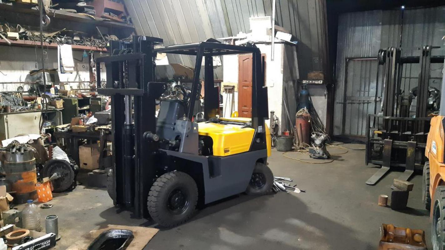 Погрузчик TCM дизель Isuzu , грузоподъёмность 1.5 т, высота 3 м
Так же в наличии электрические погр - Орск