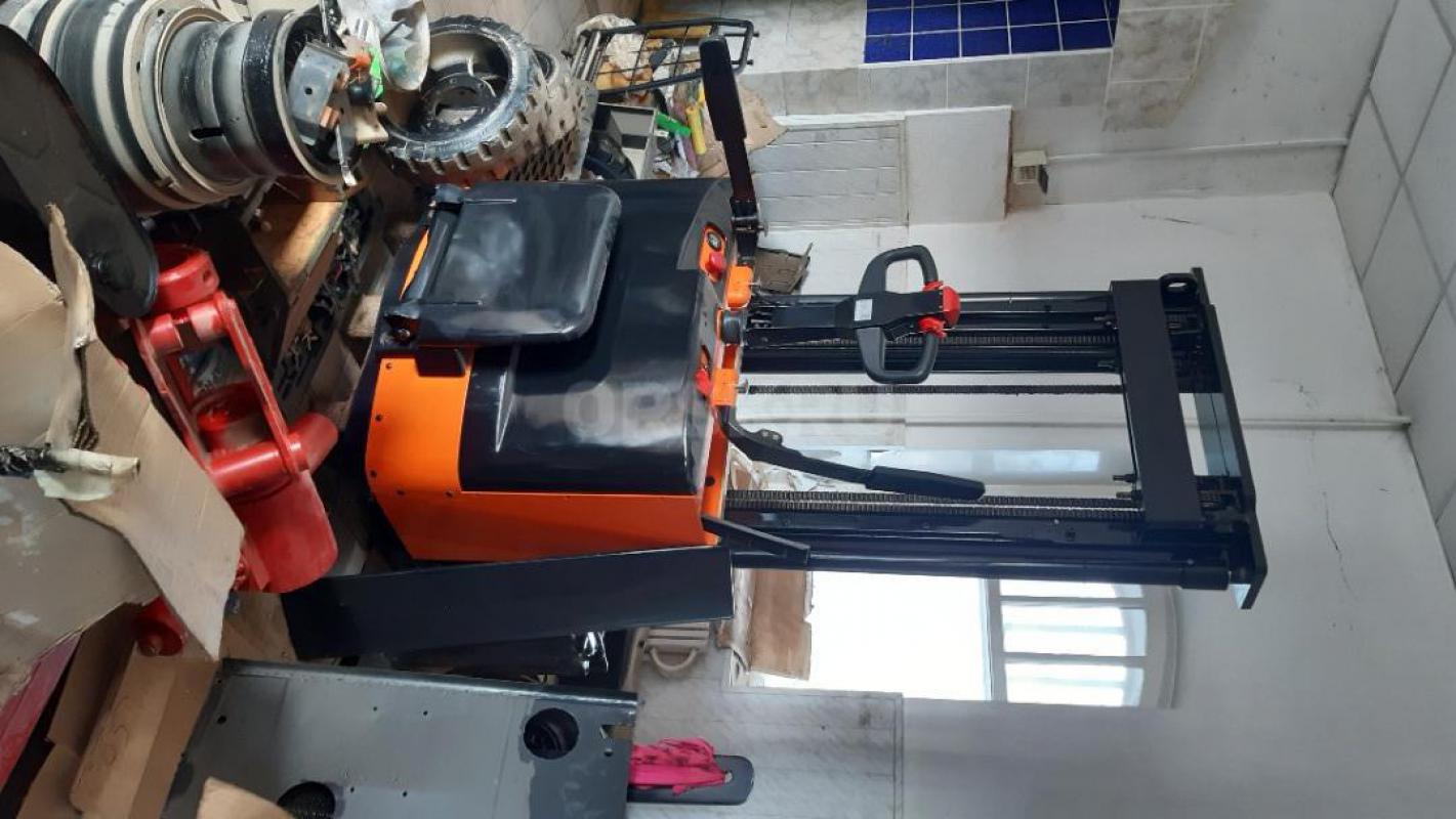 Погрузчик TCM дизель Isuzu , грузоподъёмность 1.5 т, высота 3 м
Так же в наличии электрические погр - Орск