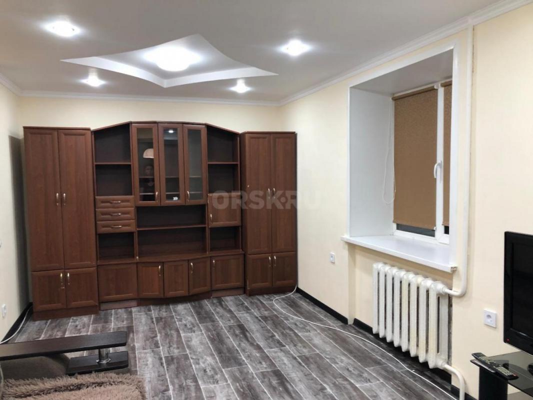 Сдам посуточно квартиру. - Орск