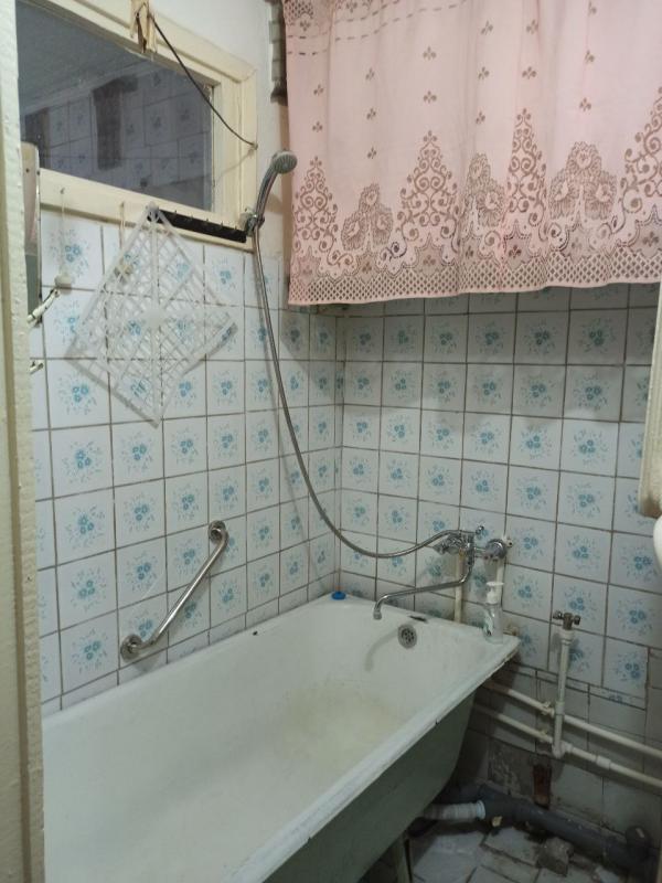 Продается 2-комнатная квартира  ,по адресу: г. - Новотроицк