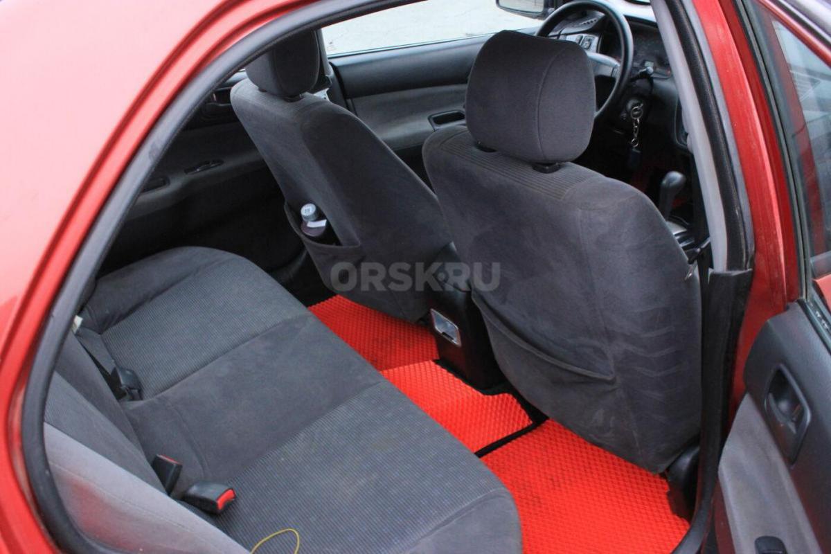 Mitsubishi Lancer &#039;2004 IX 
Седан, левый
АКПП, передний
Бензин, 1.6 л, 98 л.с.
180 116 - Орск