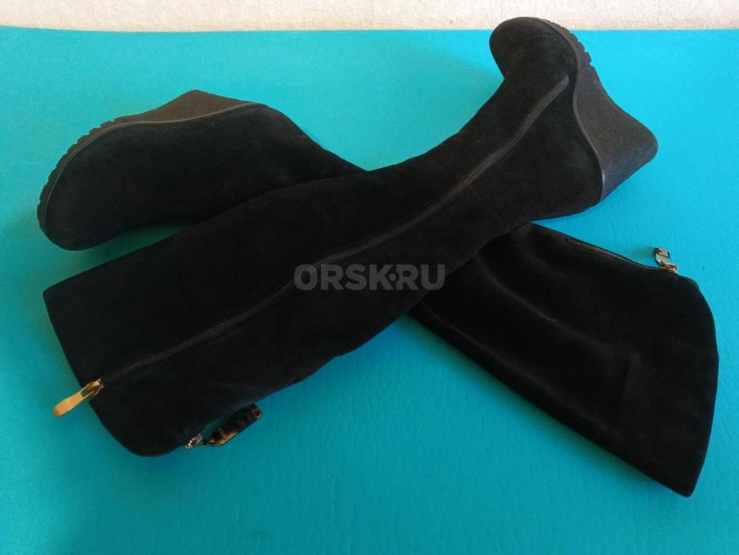 Продам(см.фото) обувь 36 размера :  женские  сапоги ,зимние,новые,из натур. - Орск