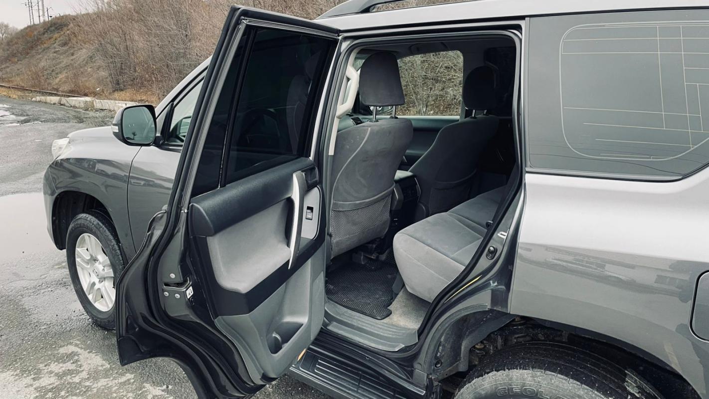 Пpодается Toyota Land Cruiser Prado 2.7 AT,  2012 года
Сборка Япония
Мультимeдия aндpоид
Kамеpa
Haви - Новотроицк