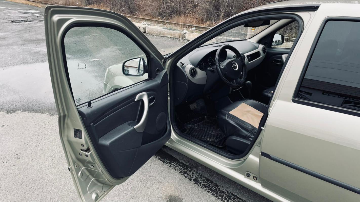 Продается Renault Logan 2012 г.

__АВТОМАТ__

Двигатель 1.6 16 кл (103 л.с)

в родном окрасе

Компле - Новотроицк