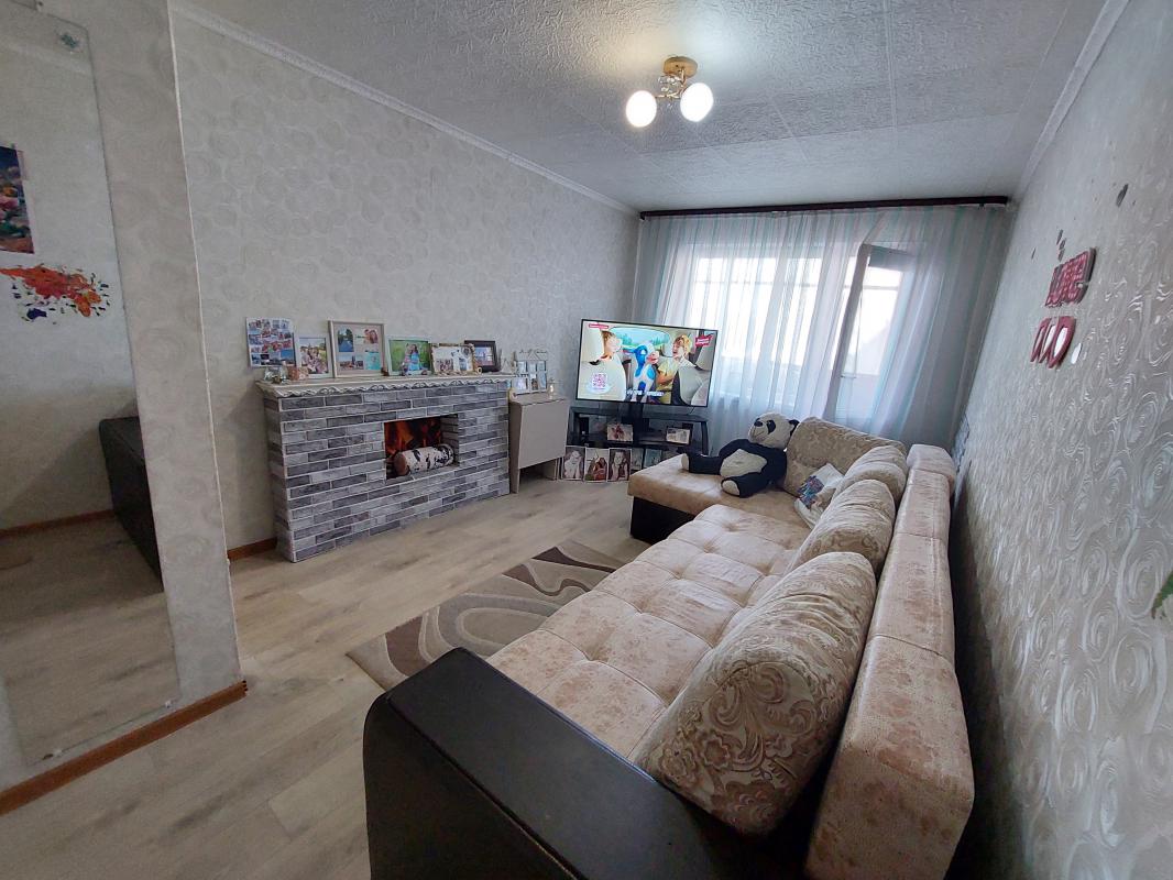 Продам 2хкомнатную квартиру с раздельными комнатами (распашонка). - Новотроицк