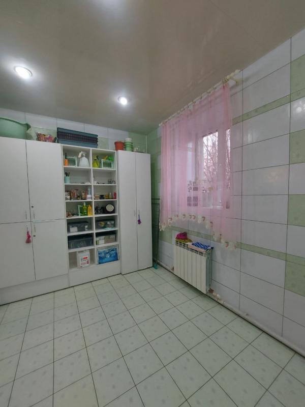 Продаётся одноэтажный дом, расположенный в городе Новотроицк на улице 1 мая. - Новотроицк