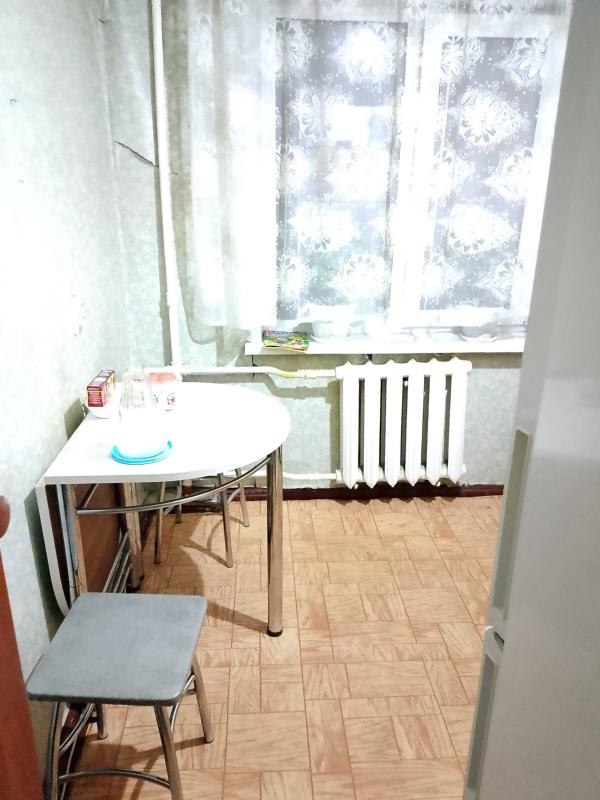 Балкон, Газ, Вода, Центральное отопление, все удобства. - Орск