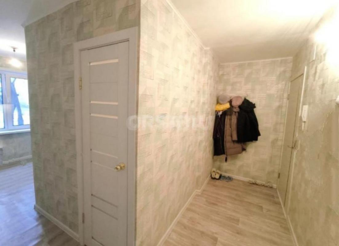 Предлагается к приобретению уютная двухкомнатная квартира общей площадью 40 квадратных метров, распо - Орск