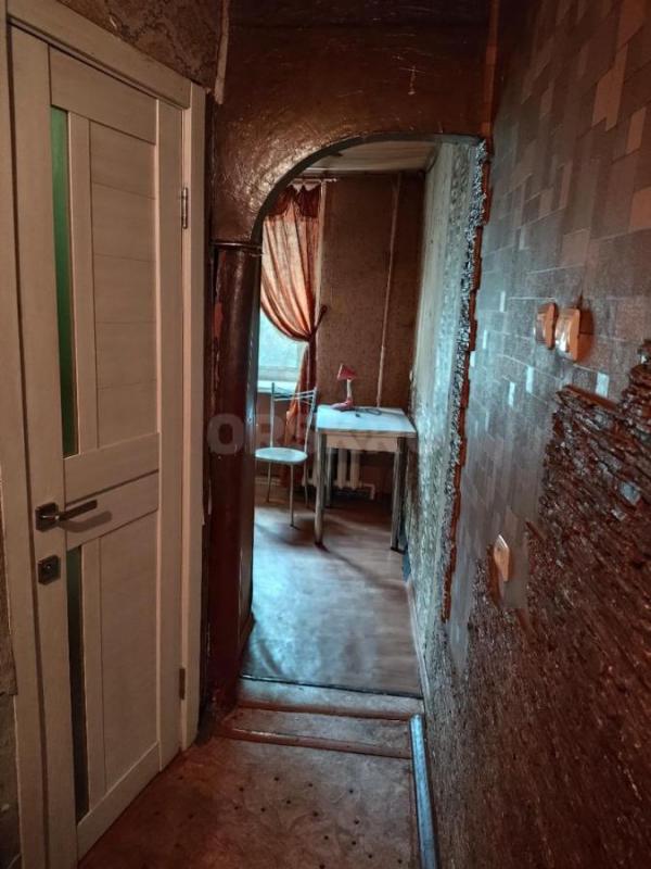 Продаётся уютная двухкомнатная квартира (распашонка), комнаты раздельные, общей площадью 48.2 квадра - Орск