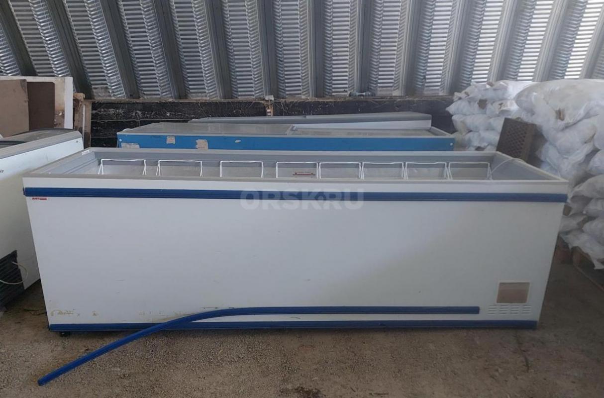 Продам холодильное оборудование для магазинов (горки, морозильные камеры, витрины) разных размеров. - Орск