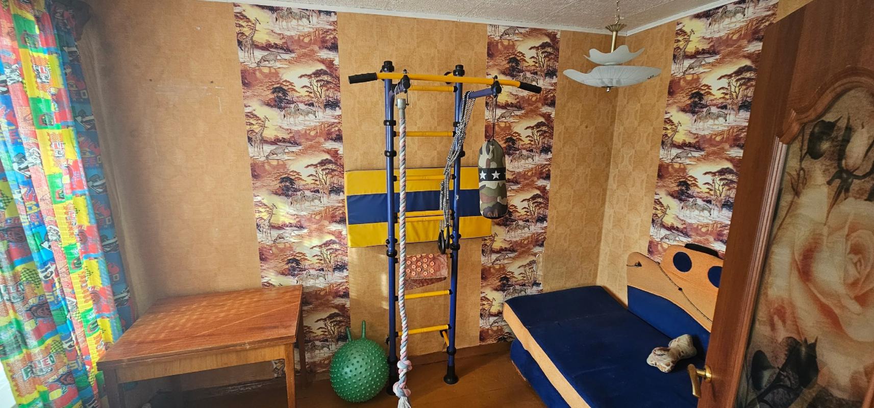 Квартира светлая, не угловая, тёплая зимой и прохладная летом. - Новотроицк