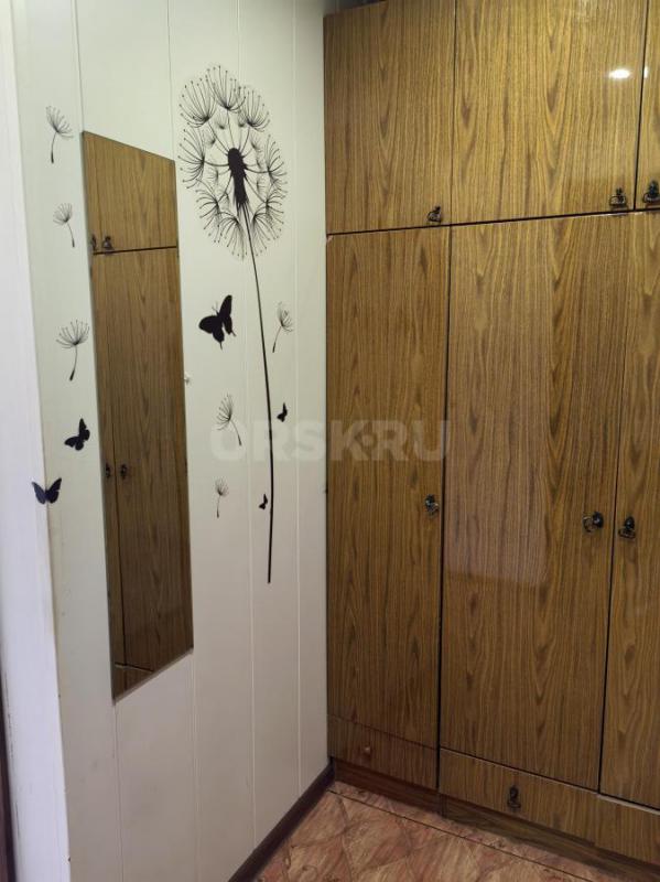 Продаётся однокомнатная квартира на 4 этаже, пятиэтажного дома, ост. - Орск