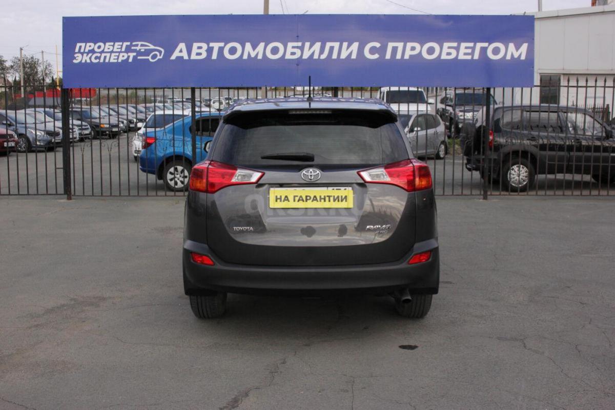 В продаже Toyota RAV4 &amp;#039;2013 IV (XA40), продажа от собственника.
√Бензин, 2 л, 146 л.с. - Орск