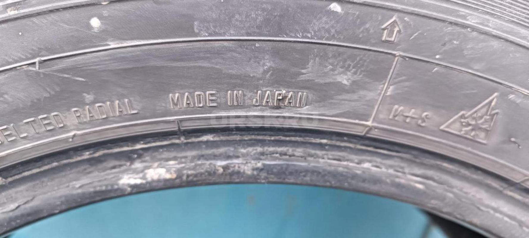 комплект зимних фрикционных шин Dunlop Winter Maxx TS-01 195/65R15 в отличном состоянии. - Орск