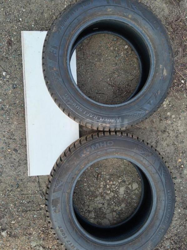 225 65 r17  KUMXO, Корея, шины зимний шипованые, 2шт, состоянии новых, без грыж  и порезов,  все шип - Орск