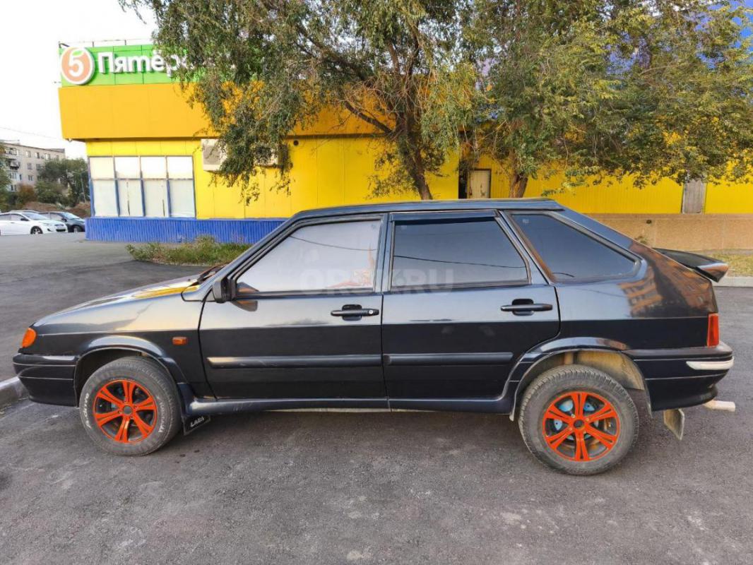 Продам ВАЗ 2114
Цвет: графитовый металлик
Колеса: зима-лето
Дно целое не гнилое - Гай