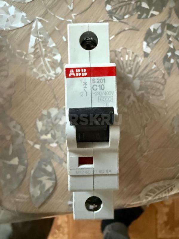 Продам коммутационные аппараты: автоматические выключатели (автоматы), устройства защитного отключен - Орск