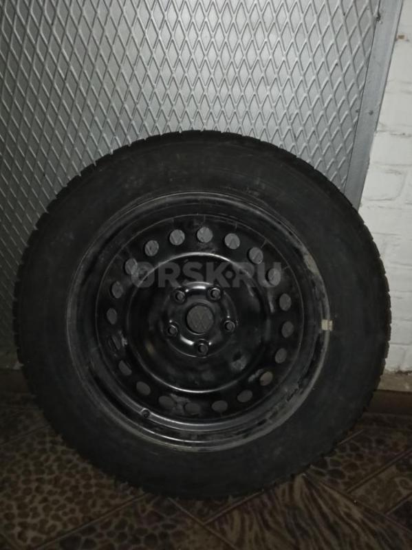 Продам комплект новой зимней резины IKON TYRES CHARACTER ICE 7 SUV 215/60R17 цена 32000т.р. - Гай