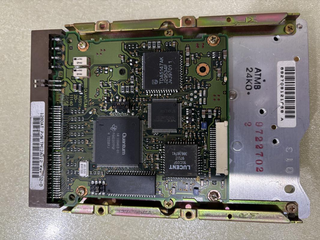 Покупаю электронный лом, любые платы, радиодетали, контакты, потенциометры, конденсаторы, приборы, р - Гай