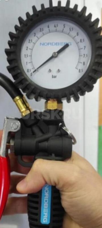 Куплю недорого остатки вашего расходного матерьяла шиномонтажной мастерской: груза липкие по 12р пол - Орск