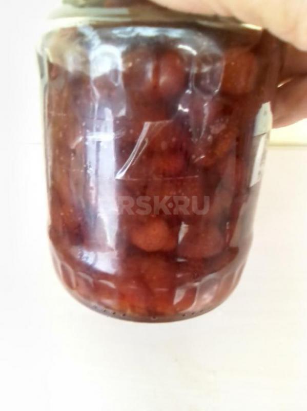 в0аренье абрикосовое  07-250руб  виктория0-5=300 руб крыжовник 0-7-300 руб малина 0-5 400 руб виктор - Орск