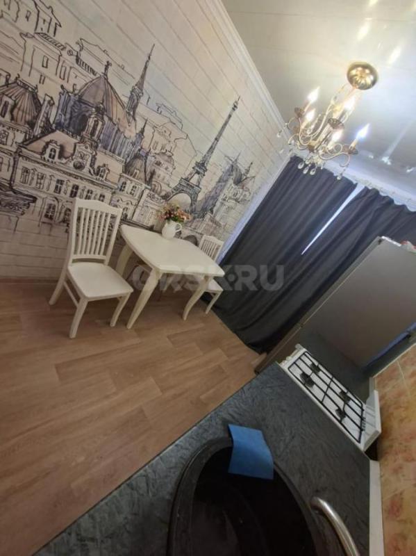 Сдам двухкомнатную квартиру по пр Ленина 130. - Орск