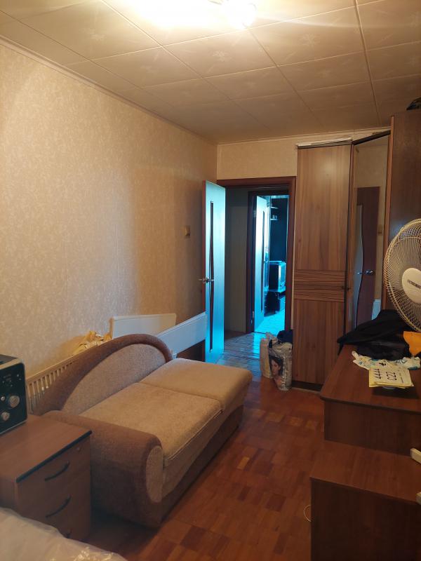 В связи с отъездом из города, продам 2 -комнатную квартиру. - Новотроицк