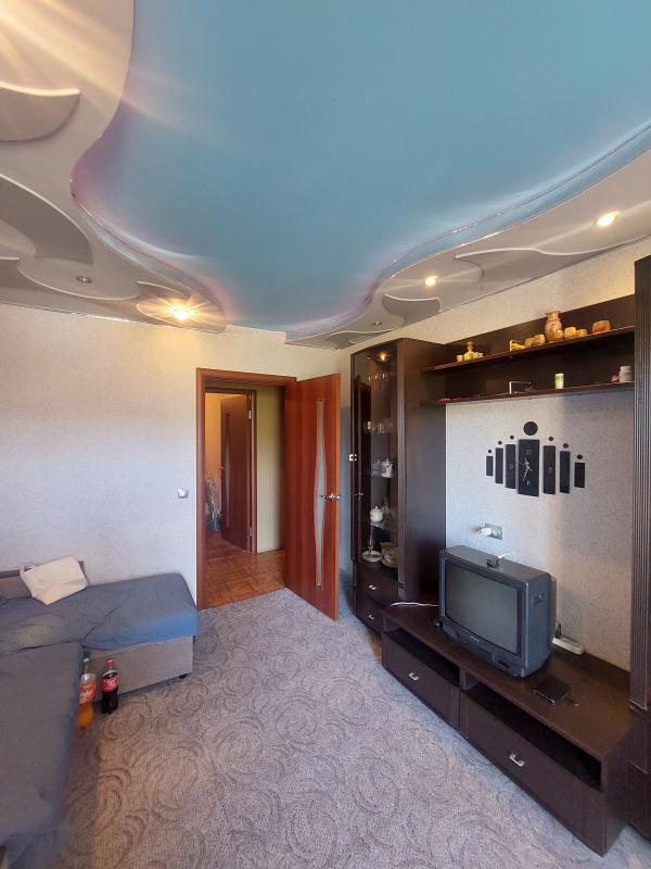 В связи с отъездом из города, продам 2 -комнатную квартиру. - Новотроицк