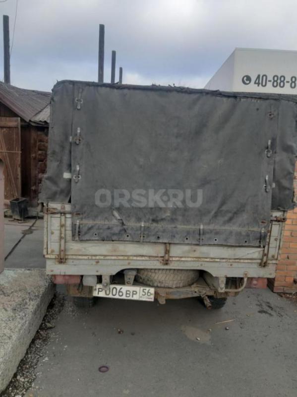 продам уаз буханка-грузовой с бортом, 2004 года, в комплекте есть новый тент. - Орск