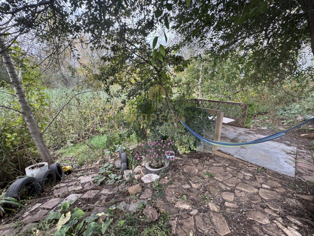 Продается уютный дом в живописной деревне 30 минут от города, окруженной зелеными полями и лесами, и - Оренбург