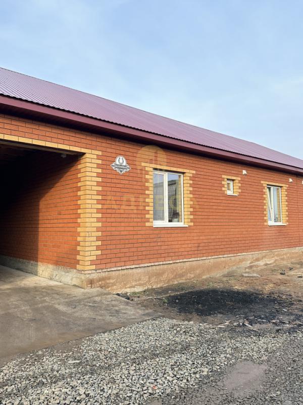 Продается дом в Подгородней ПокровкеПреимущества расположения: &bull; Близость к городу: всего 1 - Оренбург