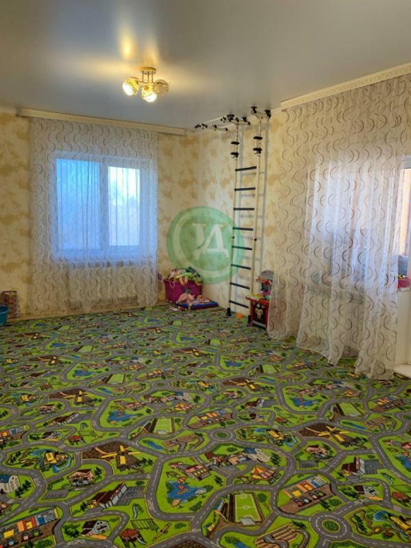 Продается уютный, двух этажный дом по ул. - Орск