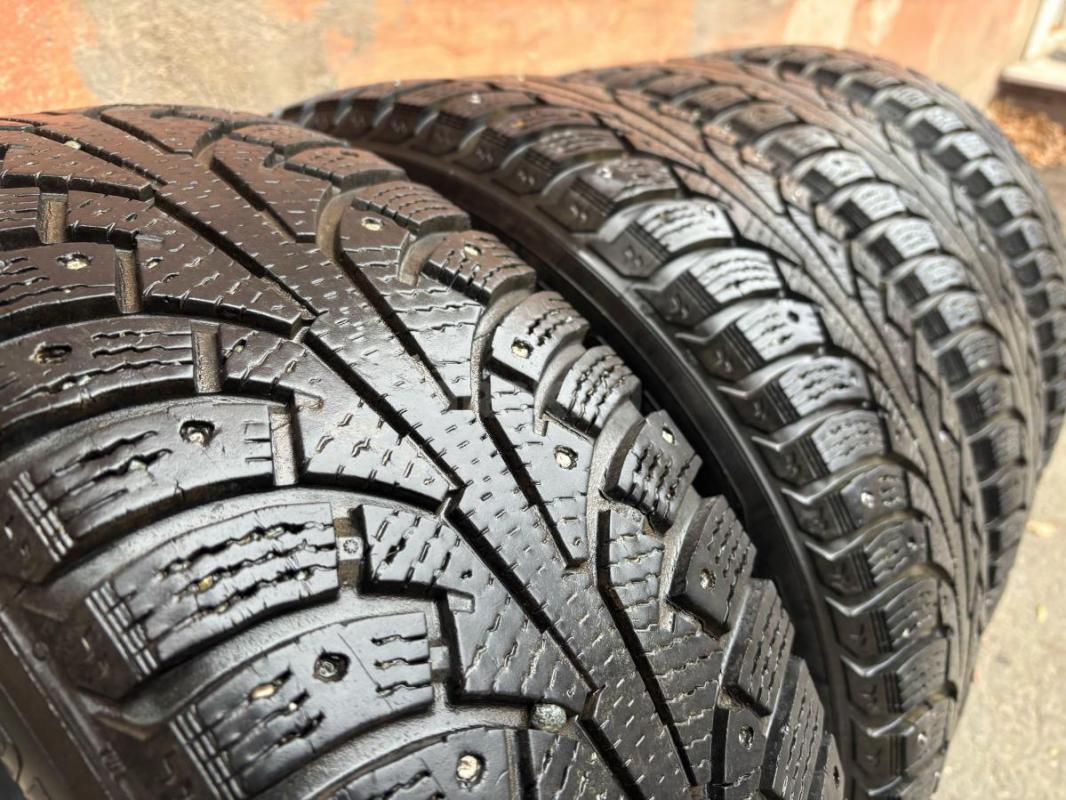 Продам Nokian Hakkapeliitta 5. 205/65R15
5500р за 4 шины - Орск