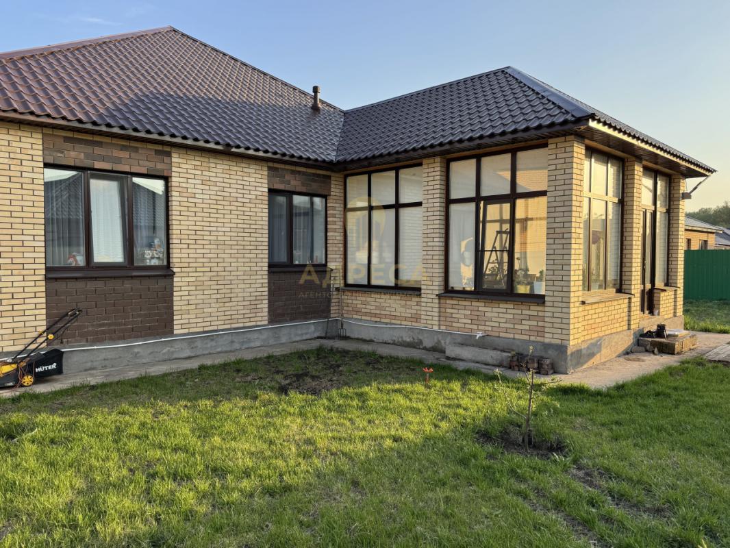 Предлагаем Вaшeму вниманию БОЛЬШОЙ ДОМ с ремонтом и мебелью, С ГАРАЖОМ по хорошей цене! - Оренбург