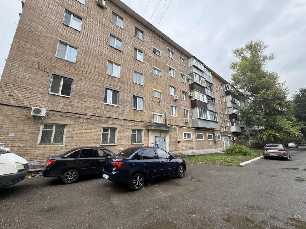 В продаже 2-комнатная квартира на 4 этаже пятиэтажного кирпичного дома , общей площадью 44,7 кв. - Оренбург