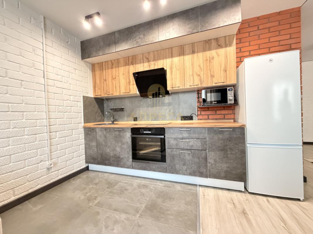 Продаётся тёплая, уютная квартира с удобной планировкой, общей площадью 50,4 кв. - Оренбург