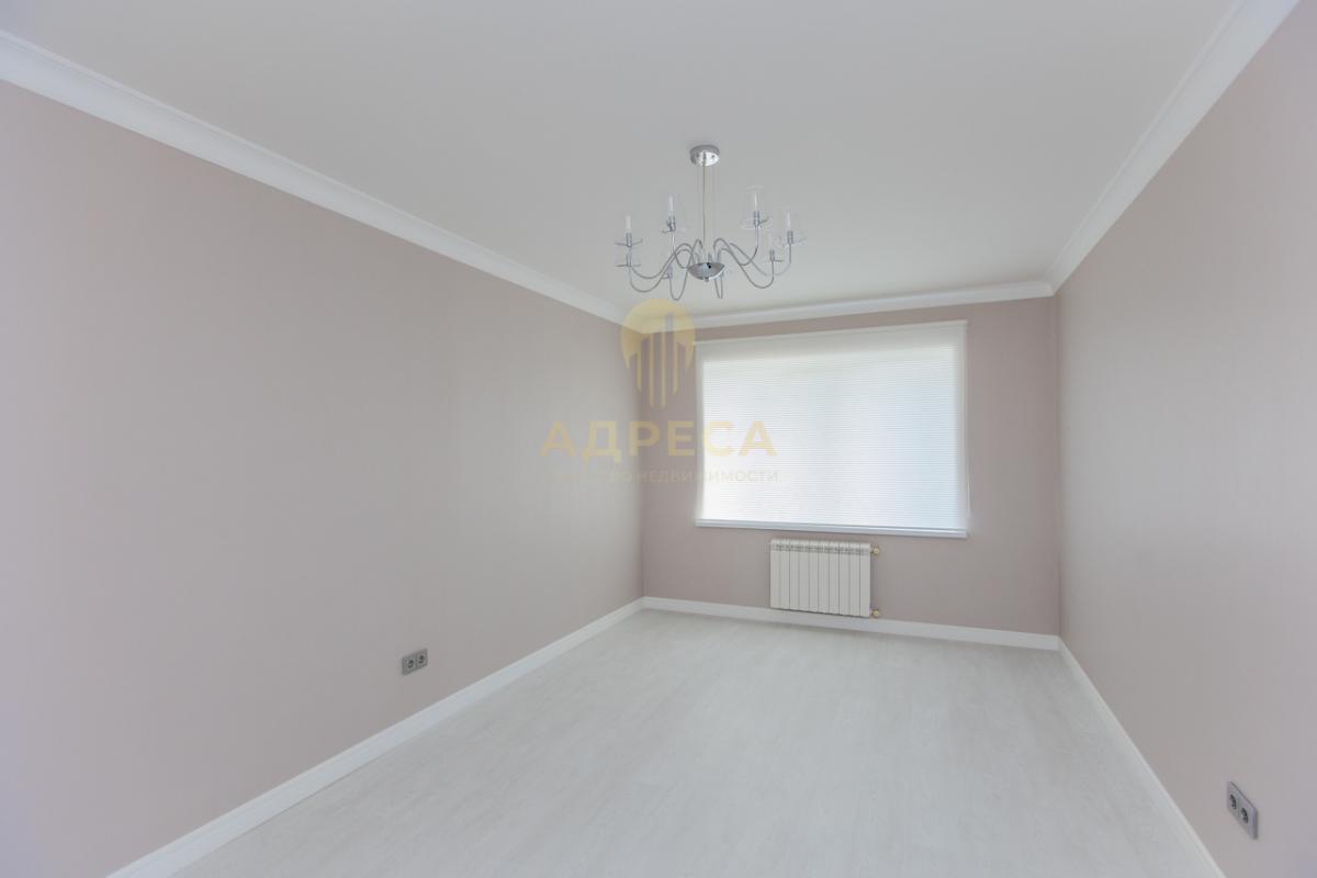 Продаётся просторный таунхаус в современном жилом комплексе &laquo;Крона&raquo;Предлагаем ст - Оренбург