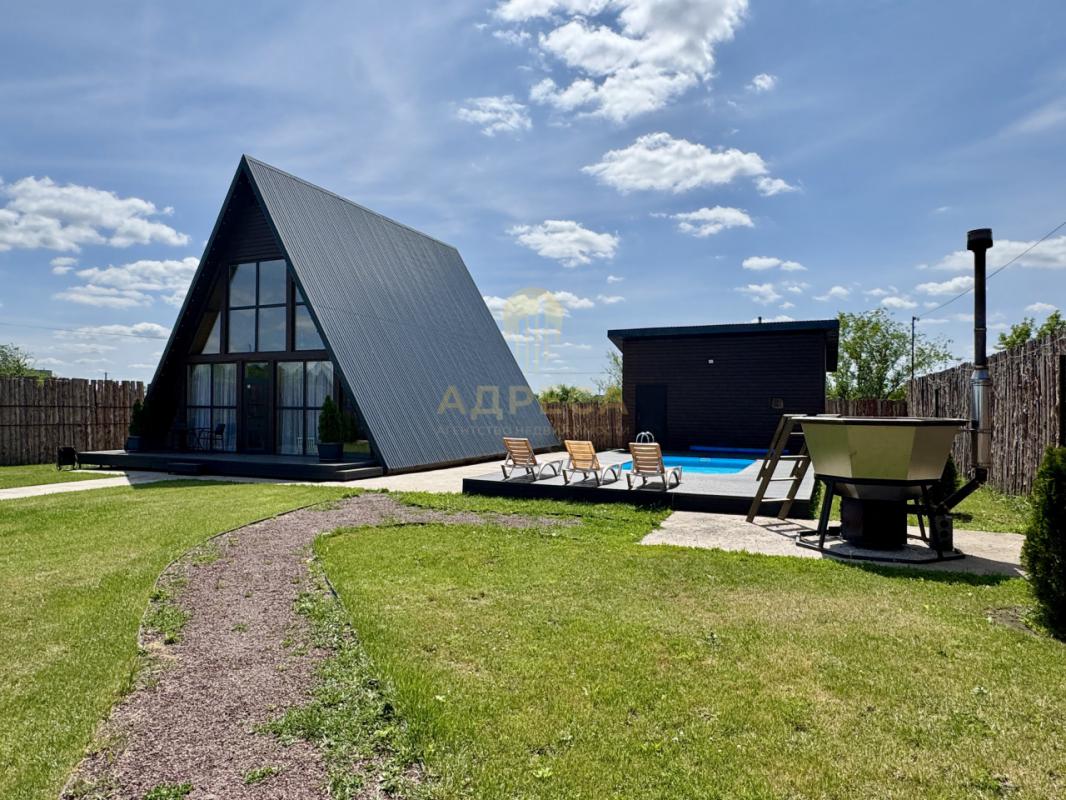 Продам жилoй 2-х этажный дом А-frame в тихом и живописнoм меcте - Ростоши-2, 137 м. - Оренбург