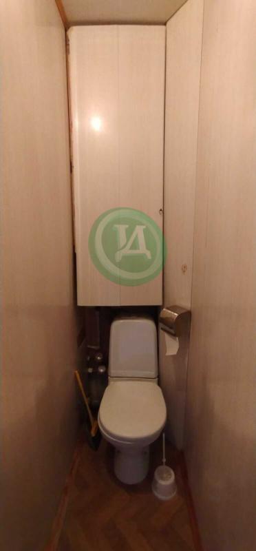 Продам 2-х комнатную квартиру планировка "трамвайчик" 43,7 кв. - Орск