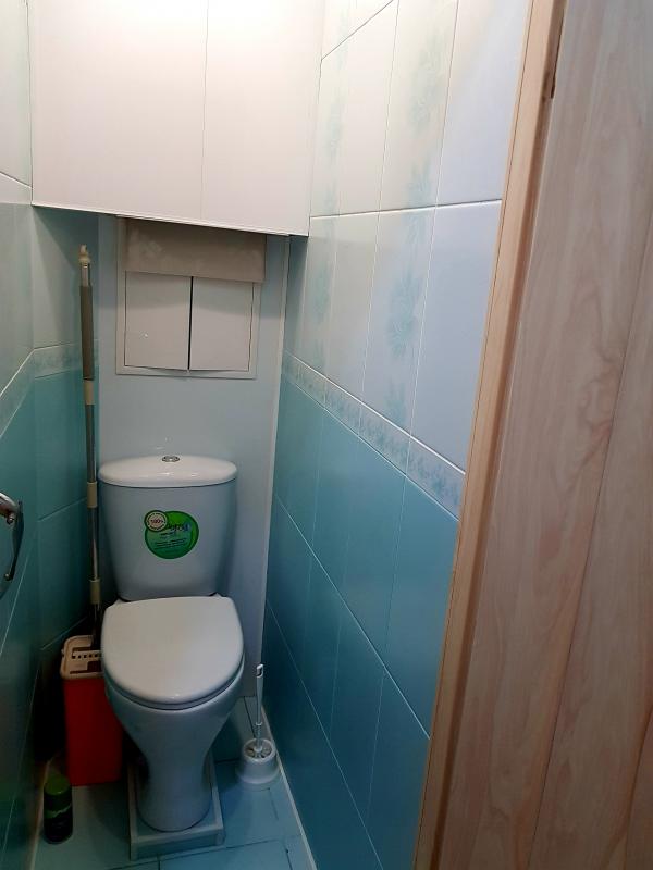 Продается ОТЛИЧНАЯ 2Х-КОМНАТНАЯ КВАРТИРА С ХОРОШИМ РЕМОНТОМ. 
-- Раздельные комнаты  с видом на две - Новотроицк