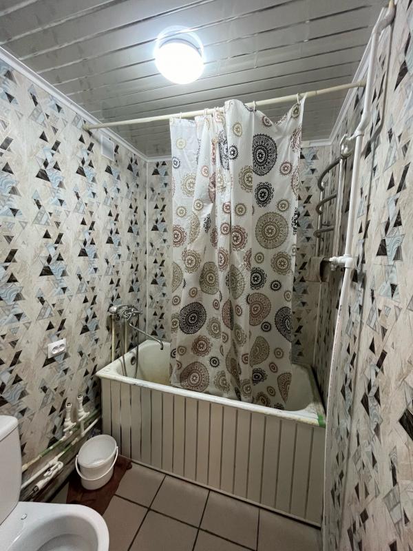 Сдаем в аренду однокомнатную квартиру на длительный срок, рядом: детский сад №29, №25, остановка; &q - Новотроицк