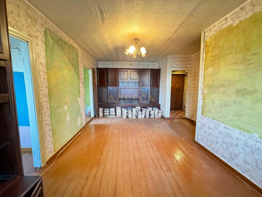 Продается 3-комнатная квартира по адресу: г. - Оренбург