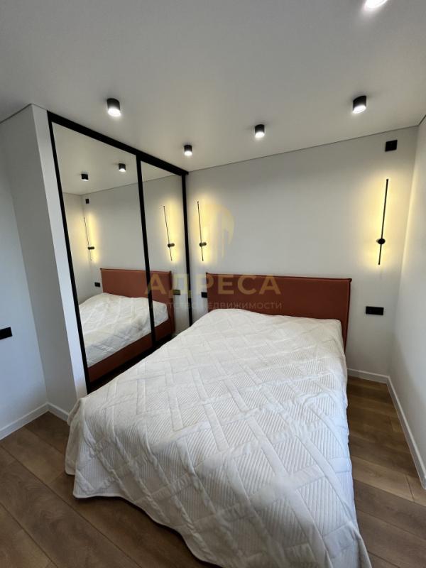 Евро-трешка с дизайнерским ремонтом в доме комфорт-класса, ЖК &laquo;Геометрия&raquo;. - Оренбург