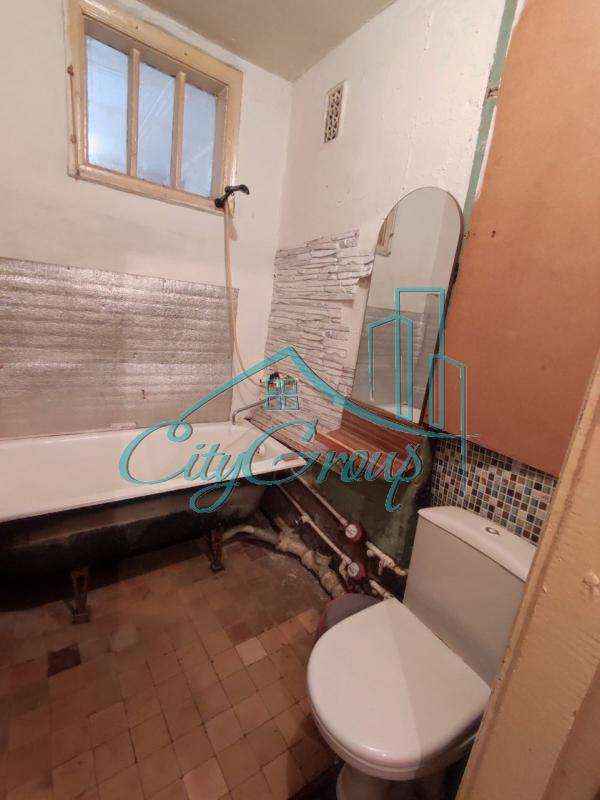 На продаже 1 комн квартира по адресу: г. - Новотроицк