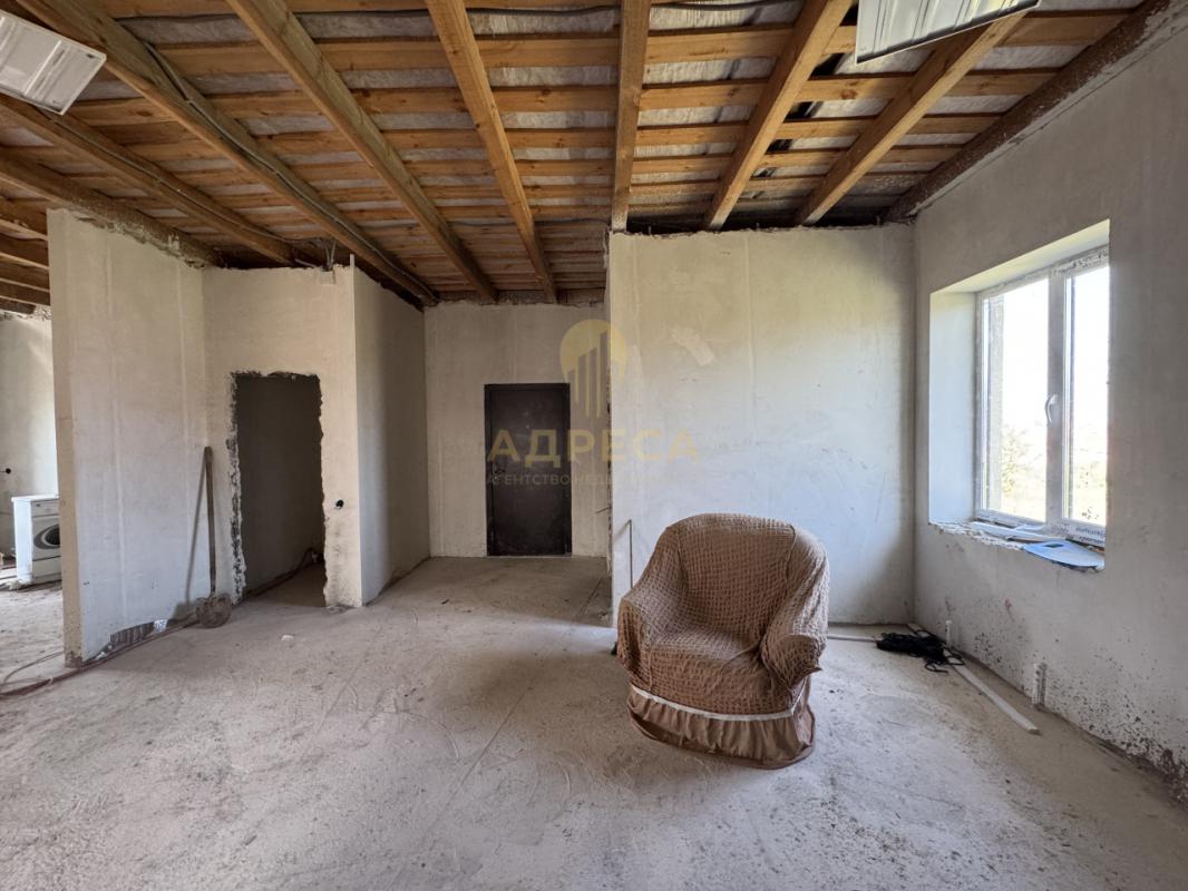 ПРОДАМ ШИКАРНЫЙ ПРОСТОРНЫЙ ДОМ с гаражом в Aвиaтoр-2 (п. - Оренбург