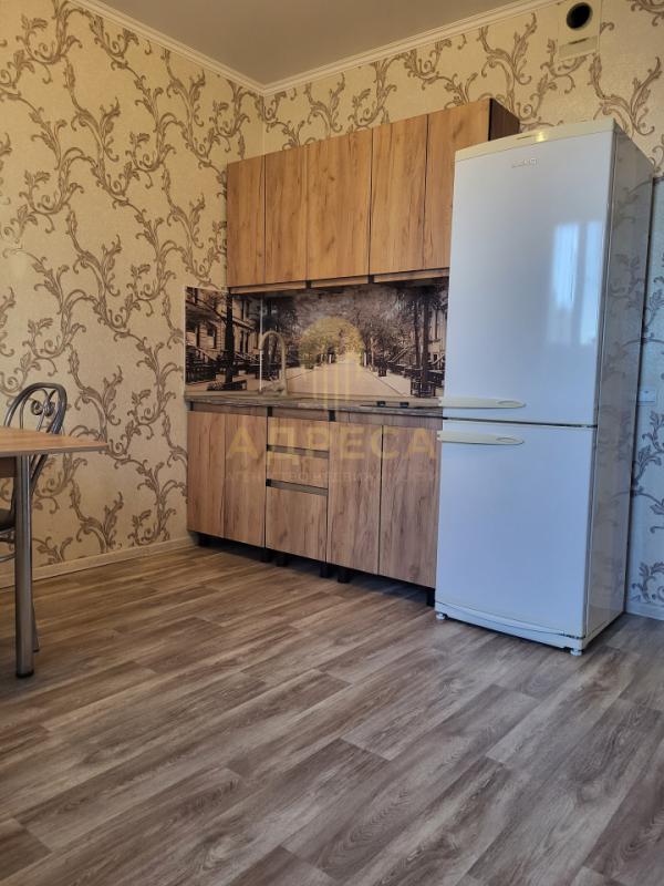 Продаётся тёплая, уютная квартира с удобной планировкой, общей площадью 40кв. - Оренбург