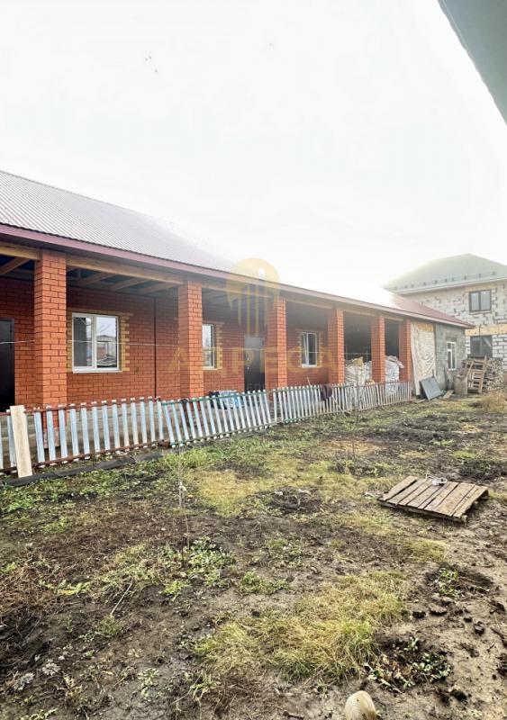 Продается дом в Подгородней ПокровкеПреимущества расположения: &bull; Близость к городу: всего 1 - Оренбург